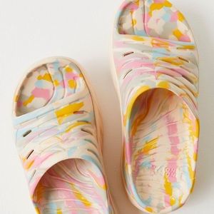 HOKA x FREE PEOPLE Movement Ora Recovery Slides